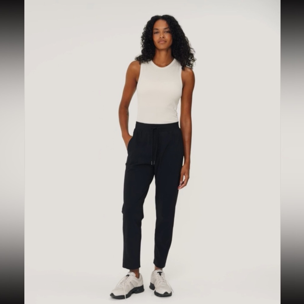 NWOT Sweaty Betty Explorer Pants!